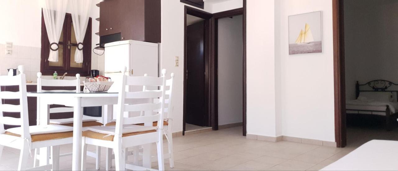 Gompos Apartment - Cozy Apartment Next To The Sea - Amazing Sea View Symi Exterior photo